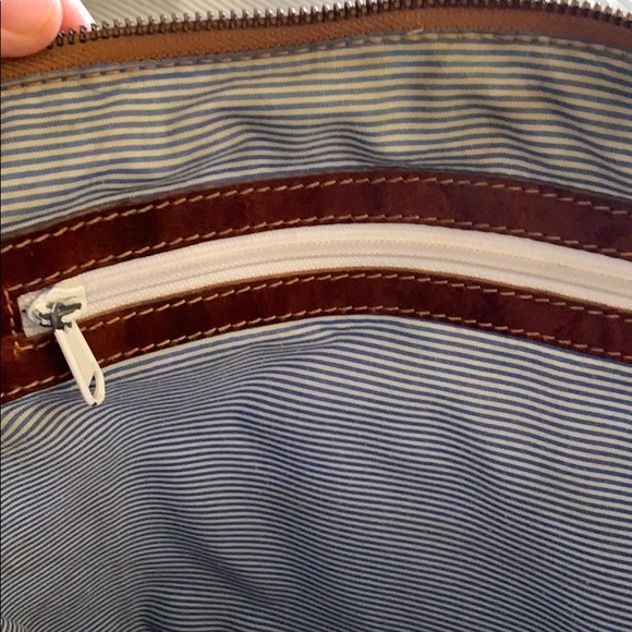 Noonday Rustic Leather Tote - Picture 6 of 8